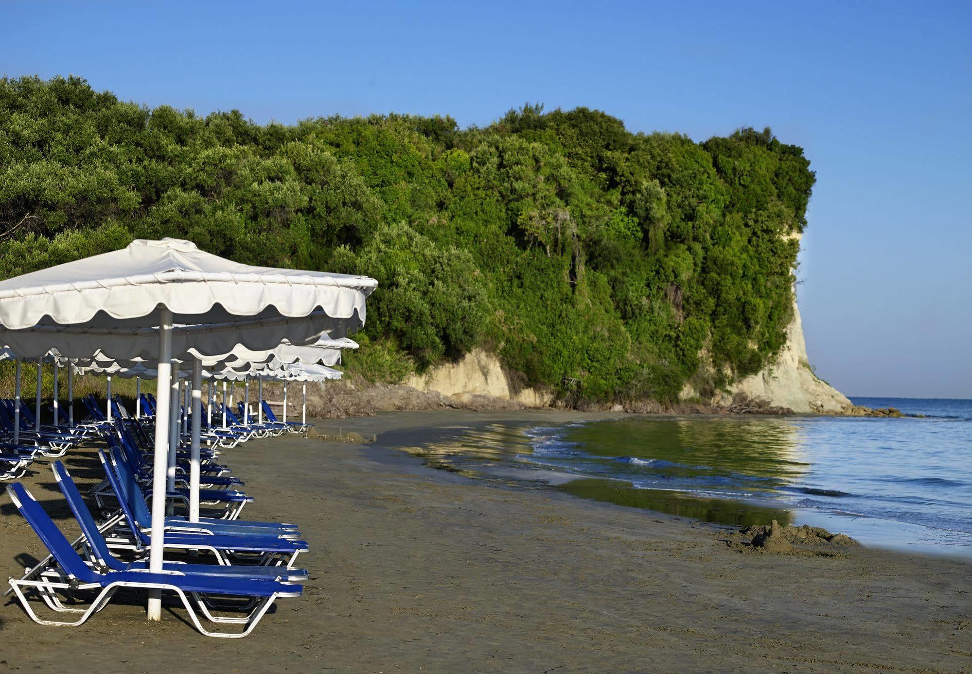 Roda Beach Resort & Spa Exterior foto